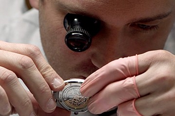 卡地亚石英表不走了